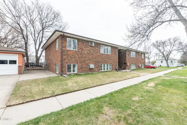 1405 Avenue B #D, Bismarck, ND 58501