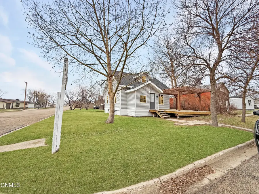 410 Main Street, Columbus, ND 58727 - #3