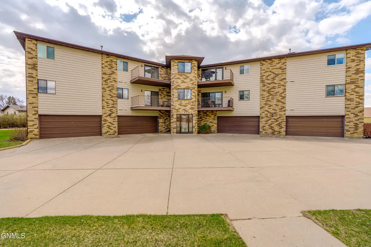 2630 Gateway Avenue #203, Bismarck, ND 58503 - #1