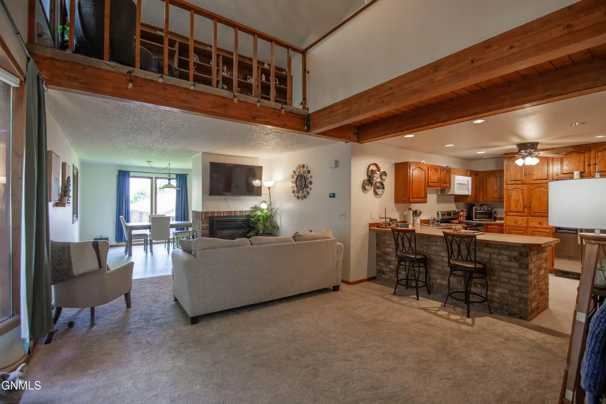 414 E Brandon Drive, Bismarck, ND 58503 - #1