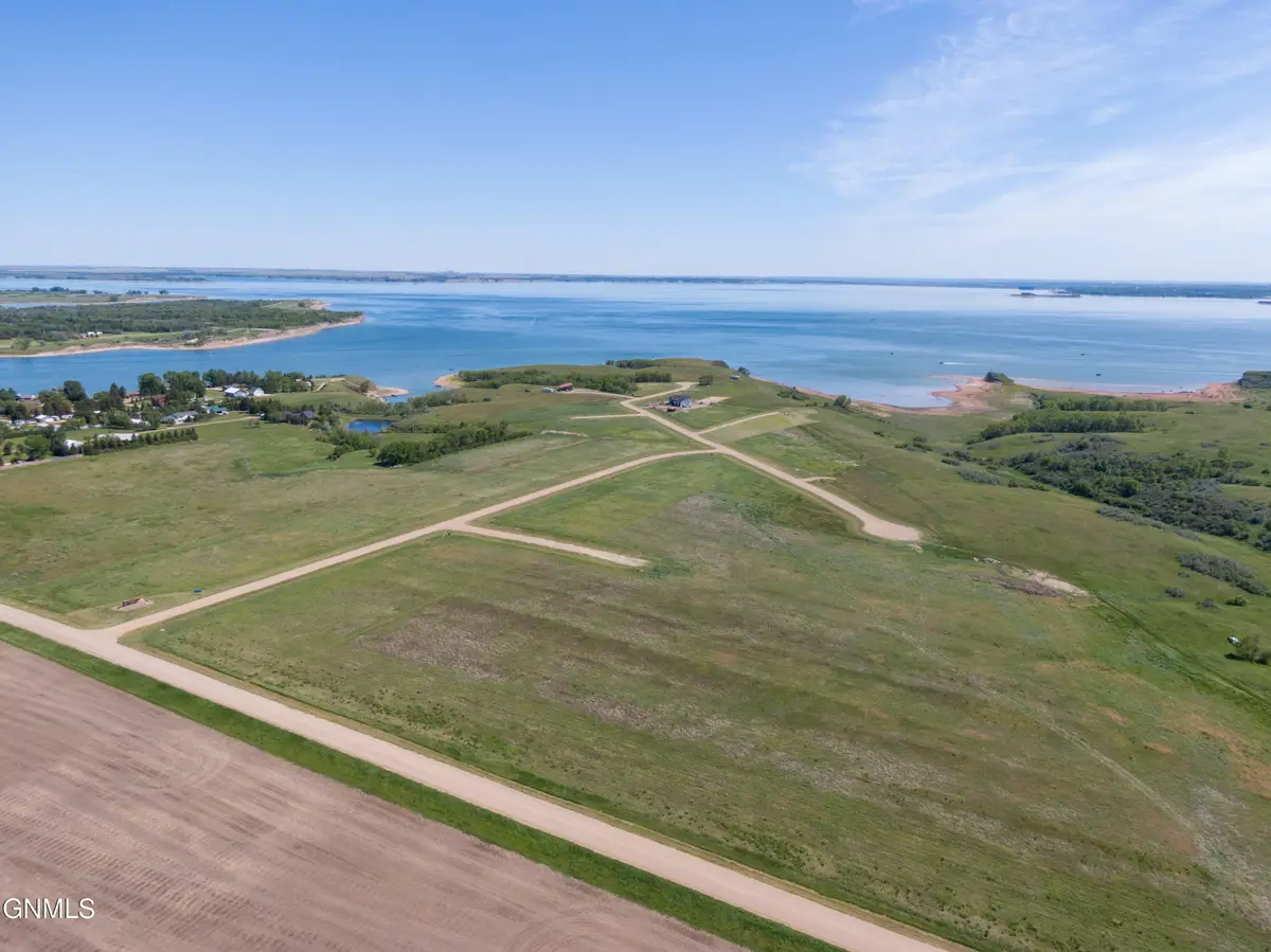 1273 42l Avenue Nw, Garrison, ND 58540 - #1