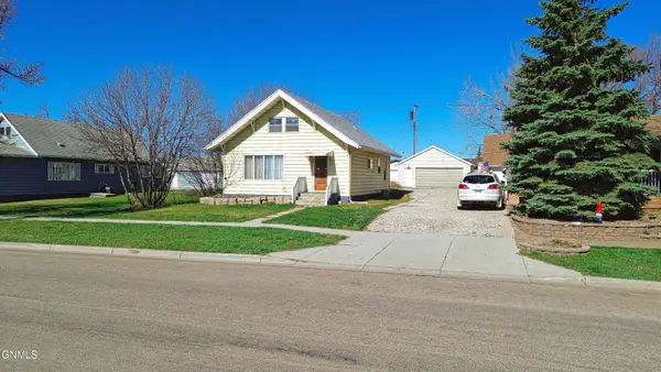 210 Welo Street N, Tioga, ND 58852