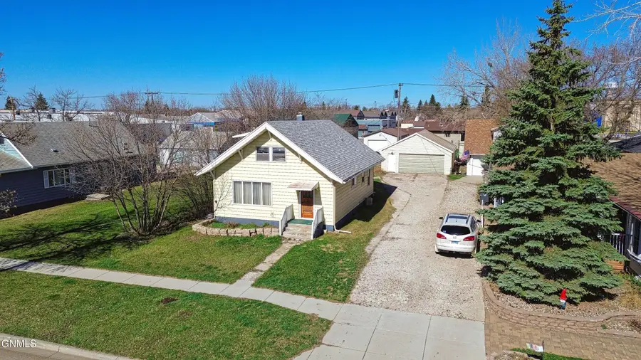 210 Welo Street N, Tioga, ND 58852 - #2