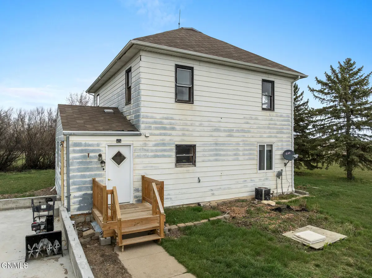 333 3rd Street W, Ross, ND 58776 - #1