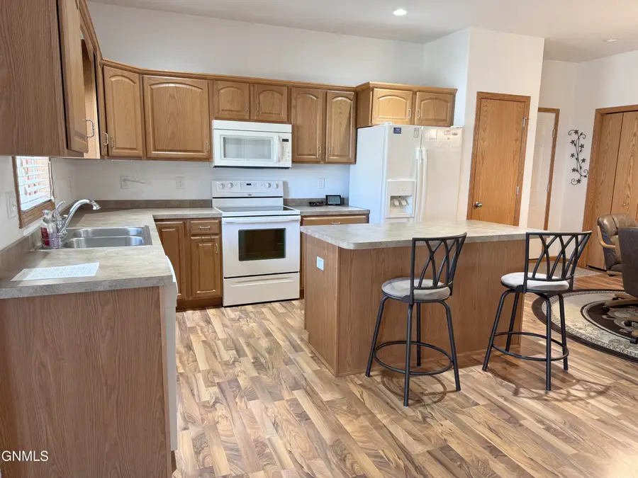 3719 Coleman Street, Bismarck, ND 58503 - #3