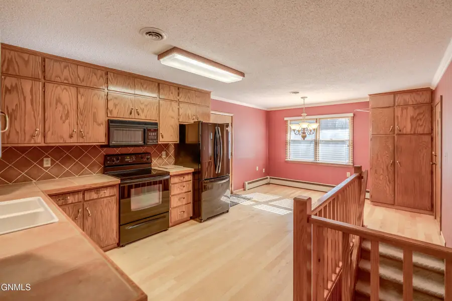 1323 Meredith Drive, Bismarck, ND 58501 - #2