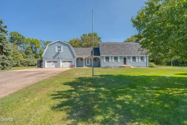 2234 Sherman Drive, Bismarck, ND 58504