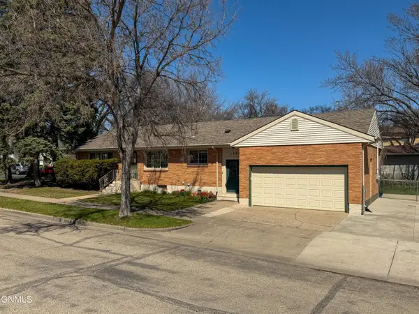 1504 Laforest Avenue, Bismarck, ND 58501