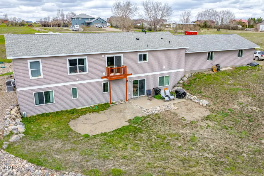 4809 Southview Lane, Williston, ND 58801 - #3