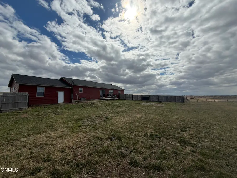 14961 Cochise Street, Williston, ND 58801 - #3