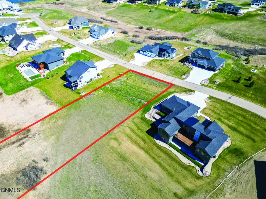 8214 Nicklaus Drive, Bismarck, ND 58503 - #3