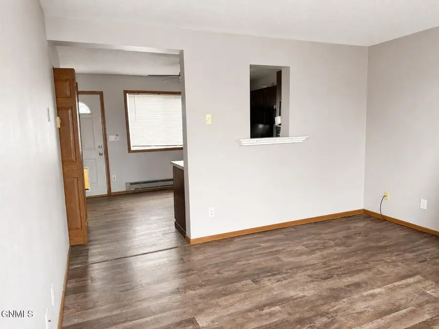 2703 Pheasant Run Parkway, Williston, ND 58801 - #3