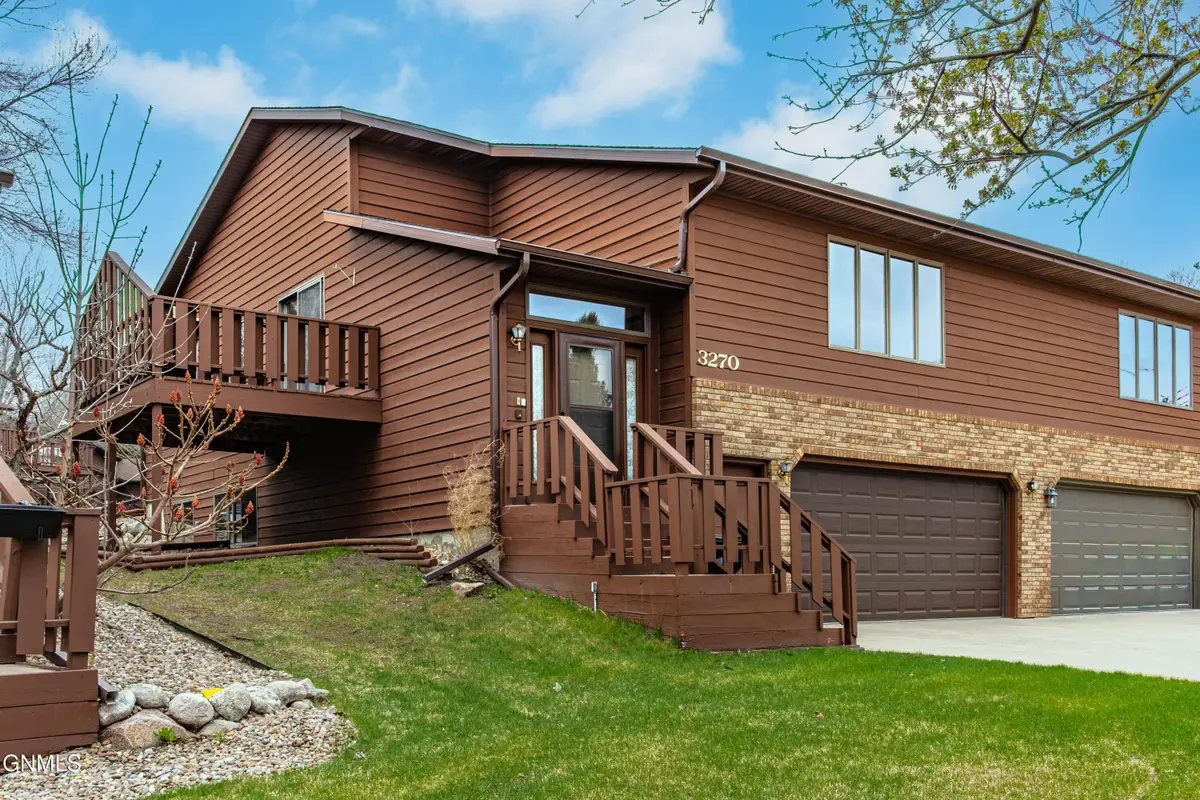 3270 Montreal Street, Bismarck, ND 58503 - #1