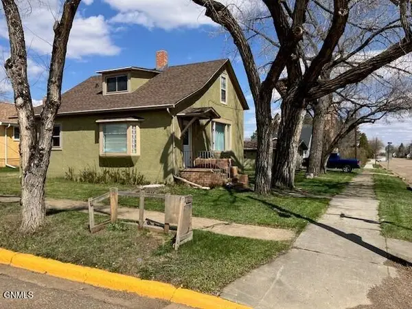 504 Church Avenue, Hebron, ND 58638