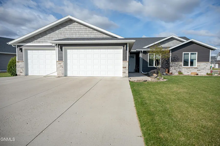 3700 Stacy Drive, Bismarck, ND 58504 - #3