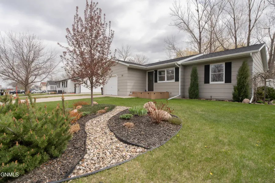70 Stanley Drive, Bismarck, ND 58504 - #3