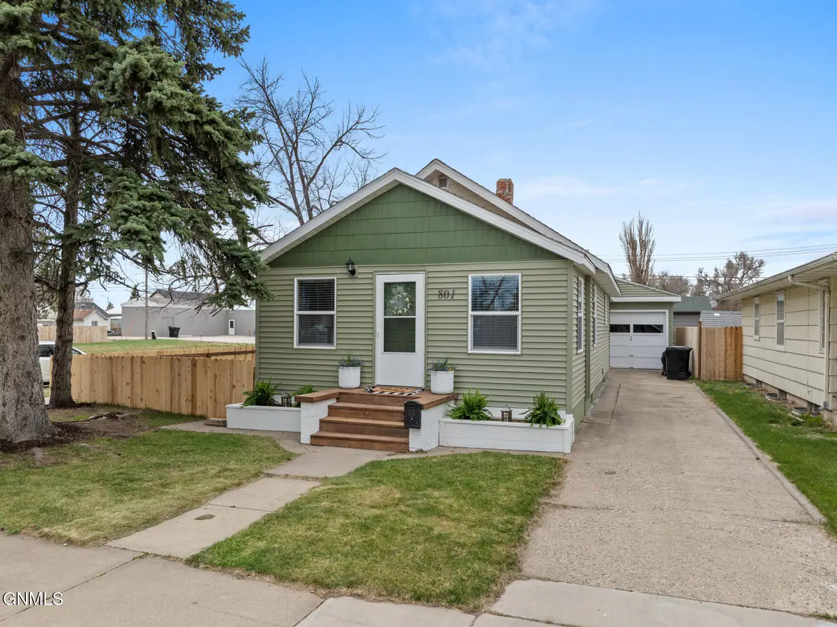 801 3rd Avenue W, Williston, ND 58801 - #1