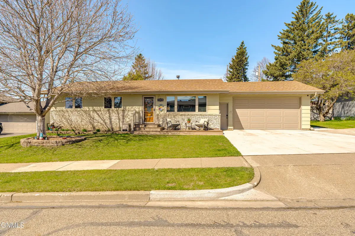 1134 27th Street, Bismarck, ND 58501 - #1