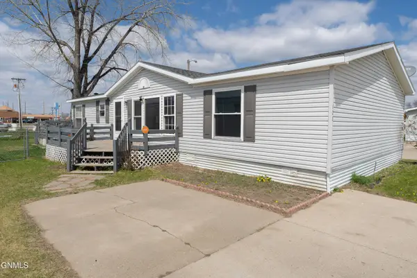 102 New Jersey Street, Bismarck, ND 58504