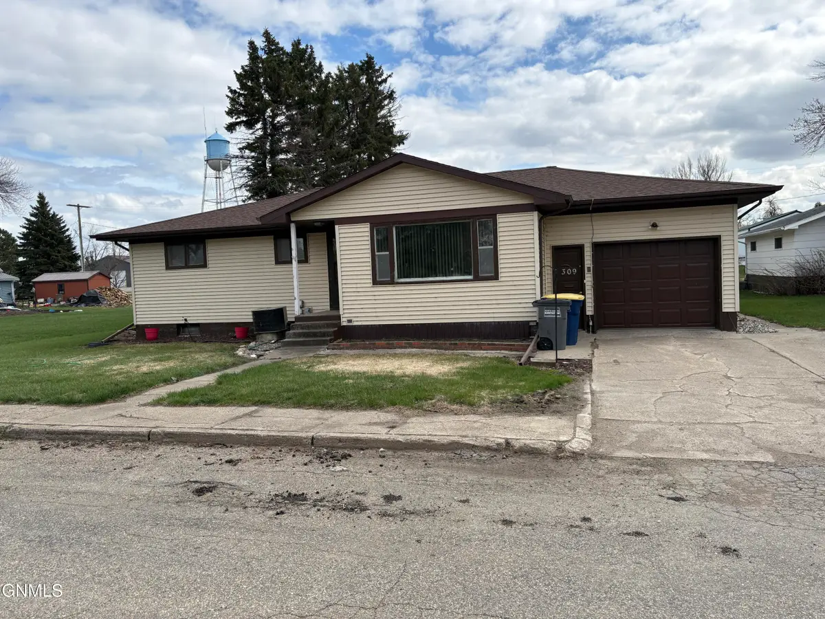 309 7th Avenue N, Edgeley, ND 58433 - #1