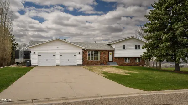 993 Kelly Drive, Washburn, ND 58577
