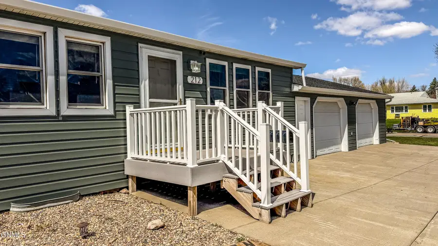 212 1st Street N, Wilton, ND 58579 - #2