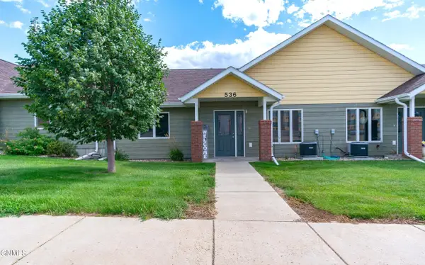 536 Elks Drive, Dickinson, ND 58601