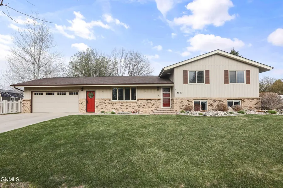 2502 14th Avenue W, Williston, ND 58801 - #3
