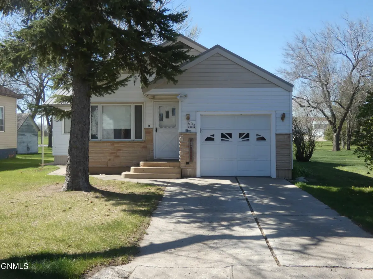 608 2nd Street S, Strasburg, ND 58573 - #1