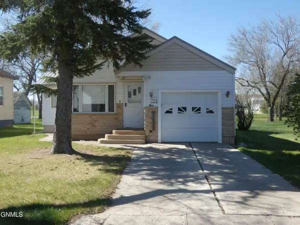 608 2nd Street S, Strasburg, ND 58573