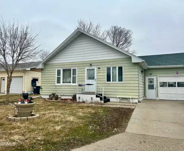 311 Walnut Street, Turtle Lake, ND 58575