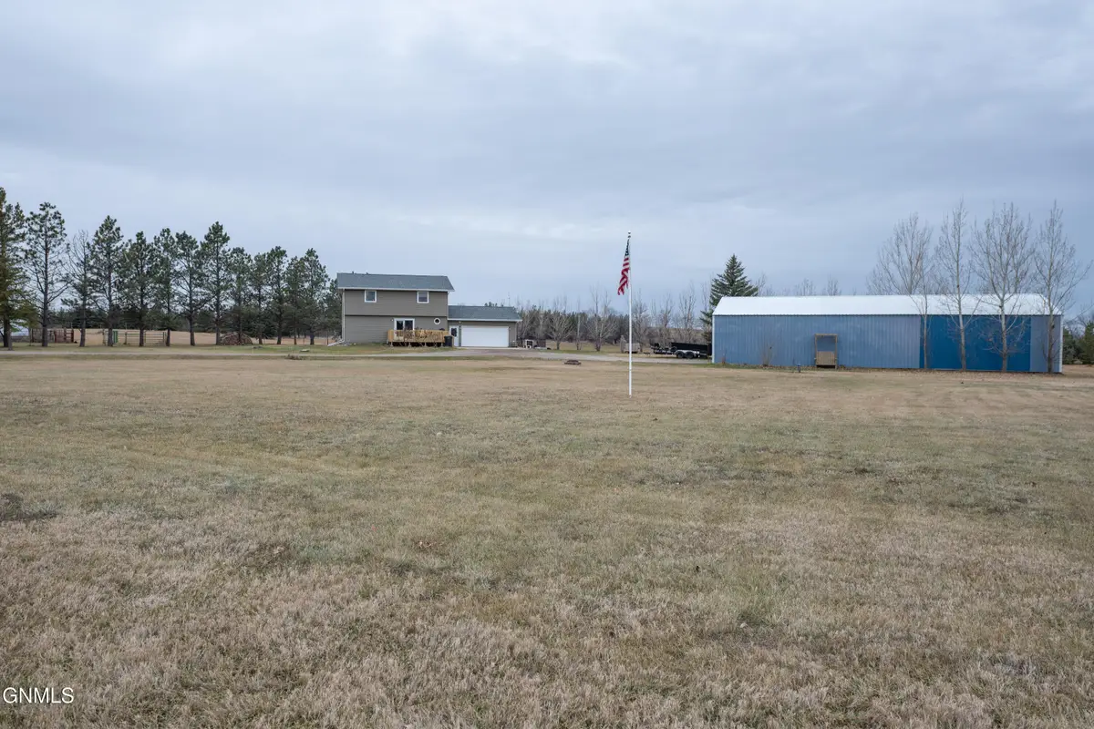 3377 109th Avenue Sw, Dickinson, ND 58601 - #1