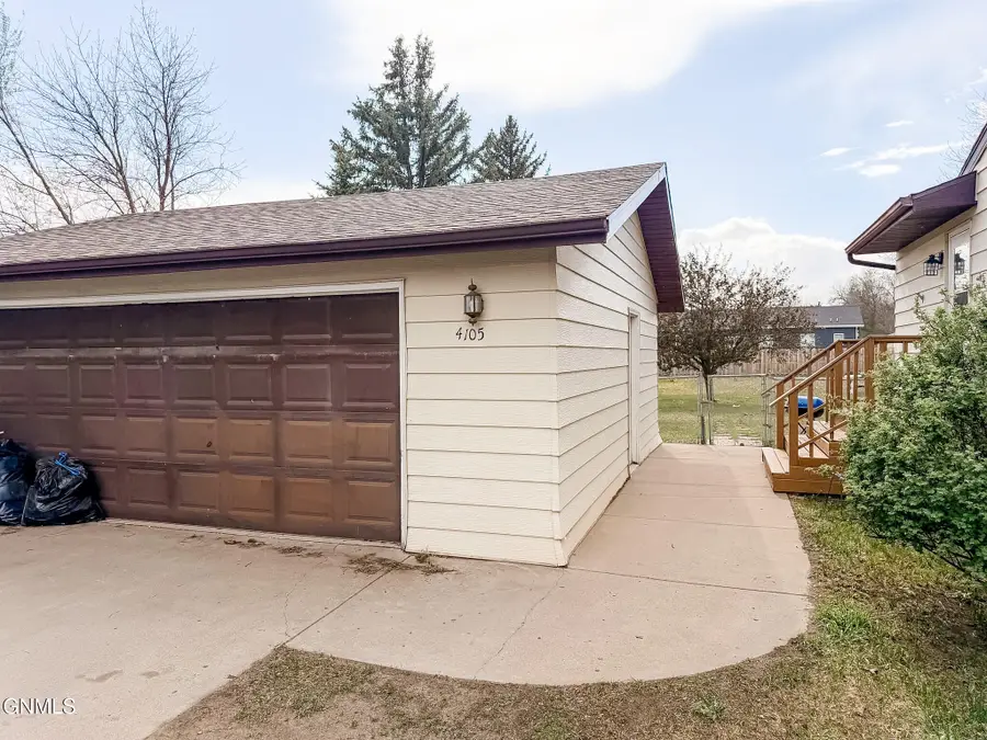 4105 4th Avenue E, Williston, ND 58801 - #3