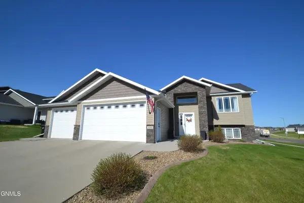 5016 Hudson Street, Bismarck, ND 58503
