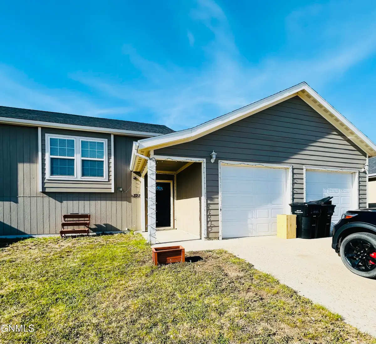 322 25th Avenue Ne, Watford City, ND 58854 - #1