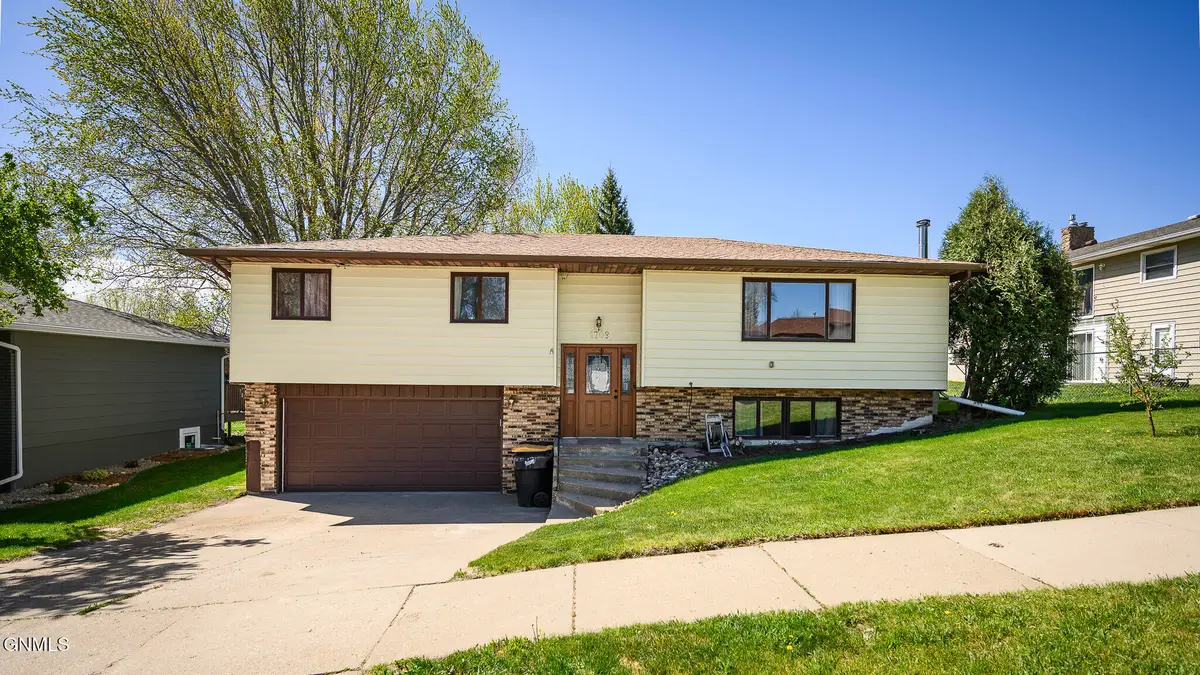 1709 Kennedy Avenue, Bismarck, ND 58501 - #1