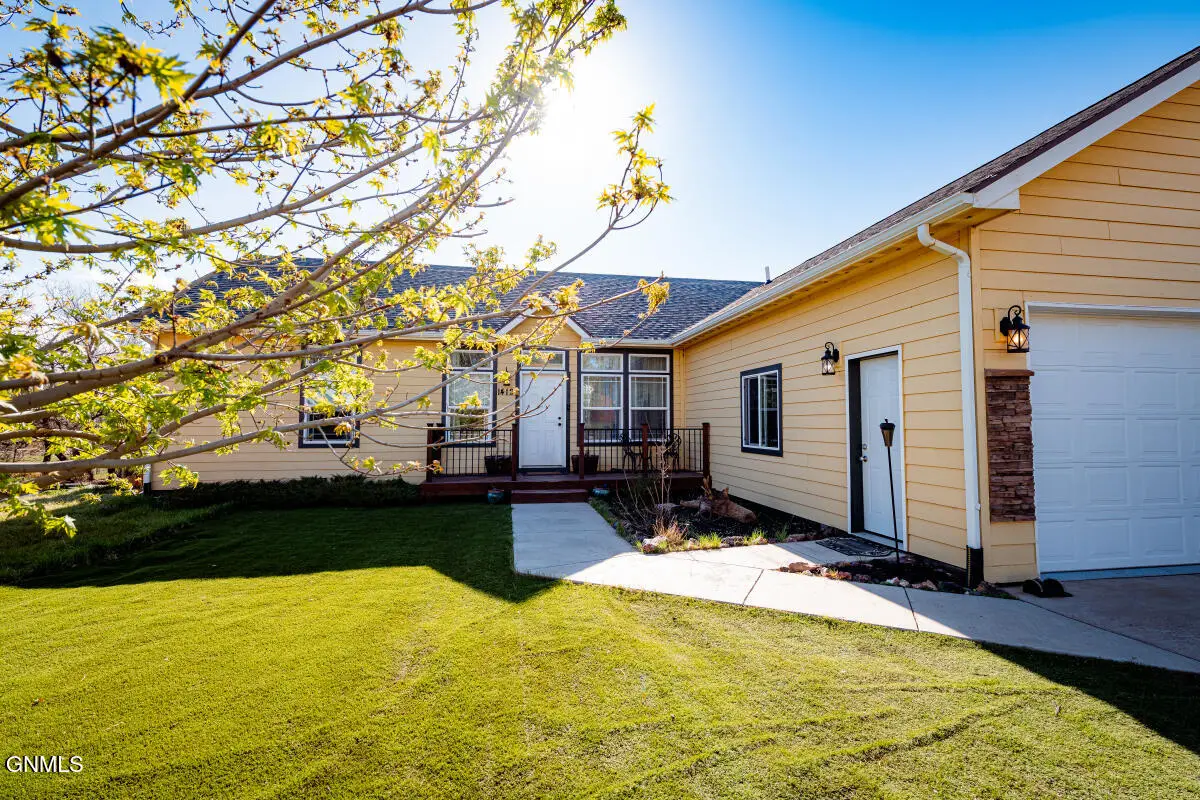 1412 Pheasant Ridge Street, Watford City, ND 58854 - #1