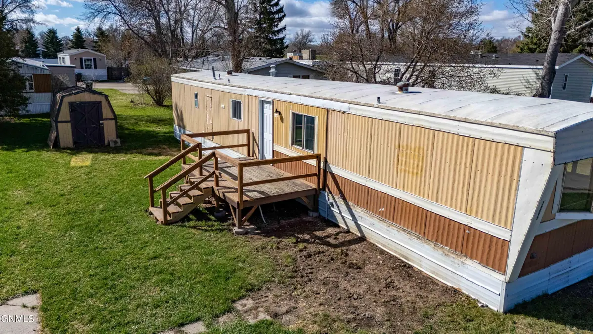 1201 Pioneer Trail, Mandan, ND 58554 - #1