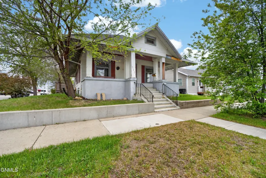 303 W Broadway, Williston, ND 58801 - #2