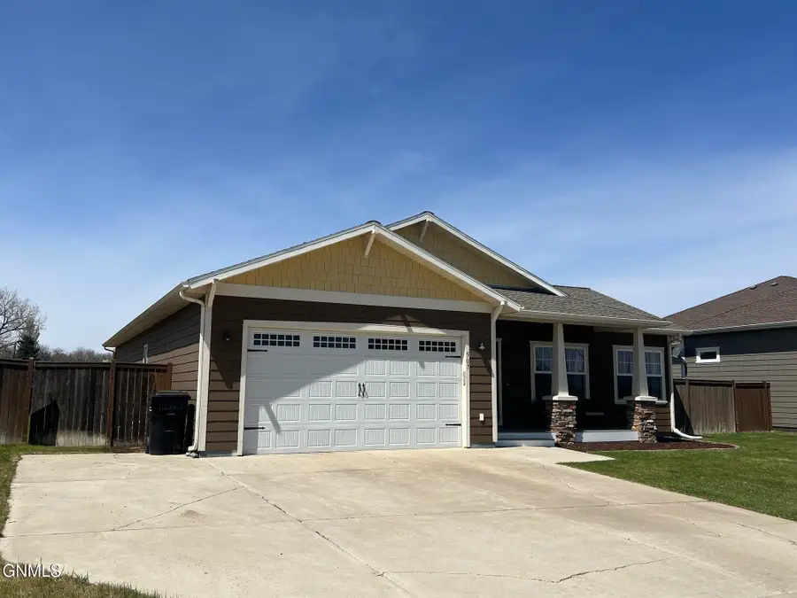 507 6th Street Ne, Watford City, ND 58854 - #3