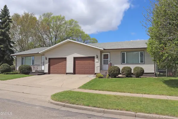 1606/1608 22nd Street, Bismarck, ND 58501