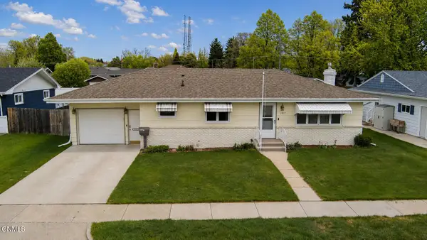 1917 6th Street, Bismarck, ND 58501