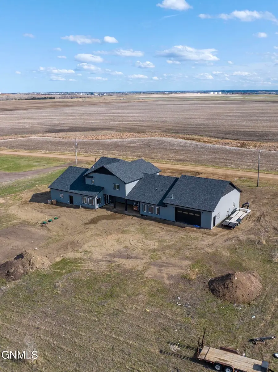 1505 30th Avenue Ne, Minot, ND 58703 - #2