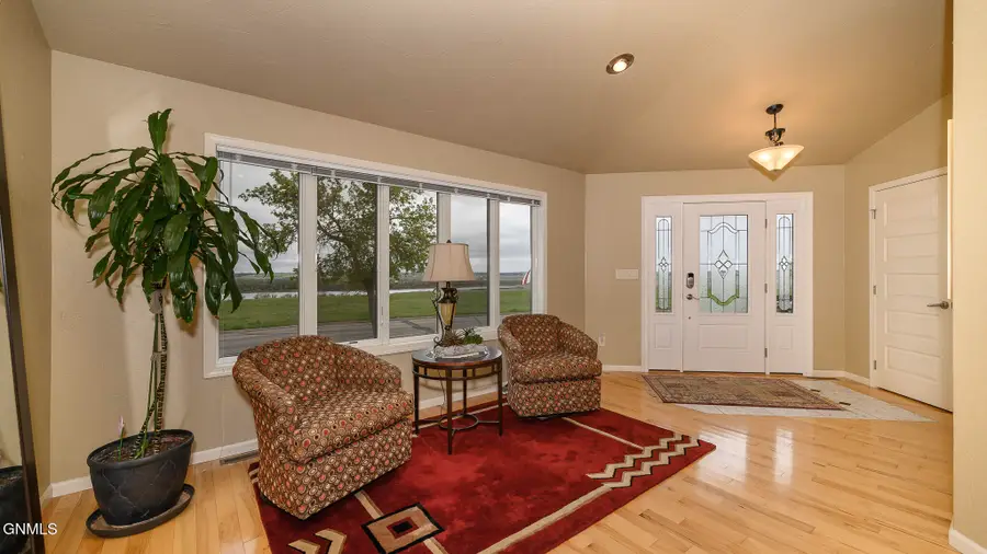 2781 Promontory Drive, Bismarck, ND 58503 - #2