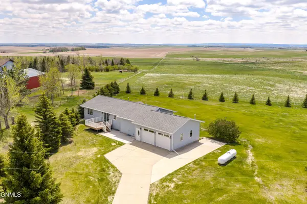6504 Tj Lane, Bismarck, ND 58503