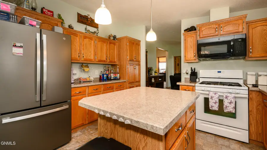 3867 Valley Loop, Bismarck, ND 58503 - #3