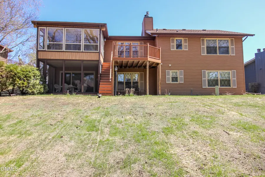 337 S Brandon Loop, Bismarck, ND 58503 - #3