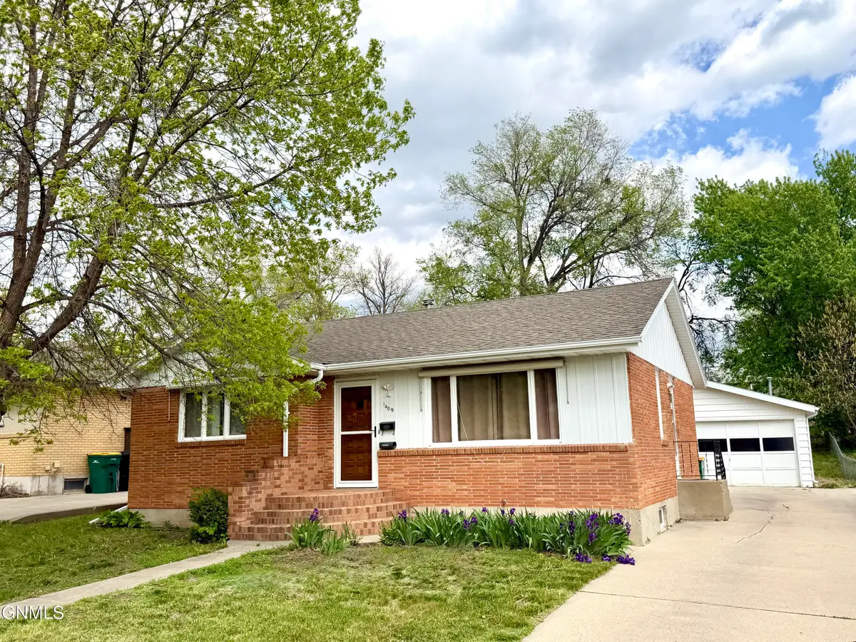 1409 16th Street N, Bismarck, ND 58501 - #1