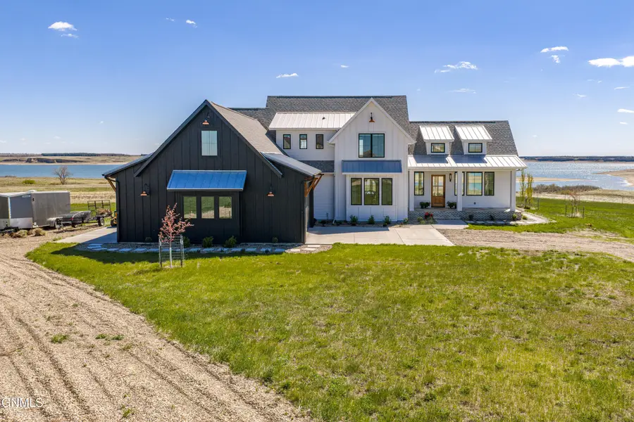 1230 50b Avenue Nw, Garrison, ND 58540 - #3