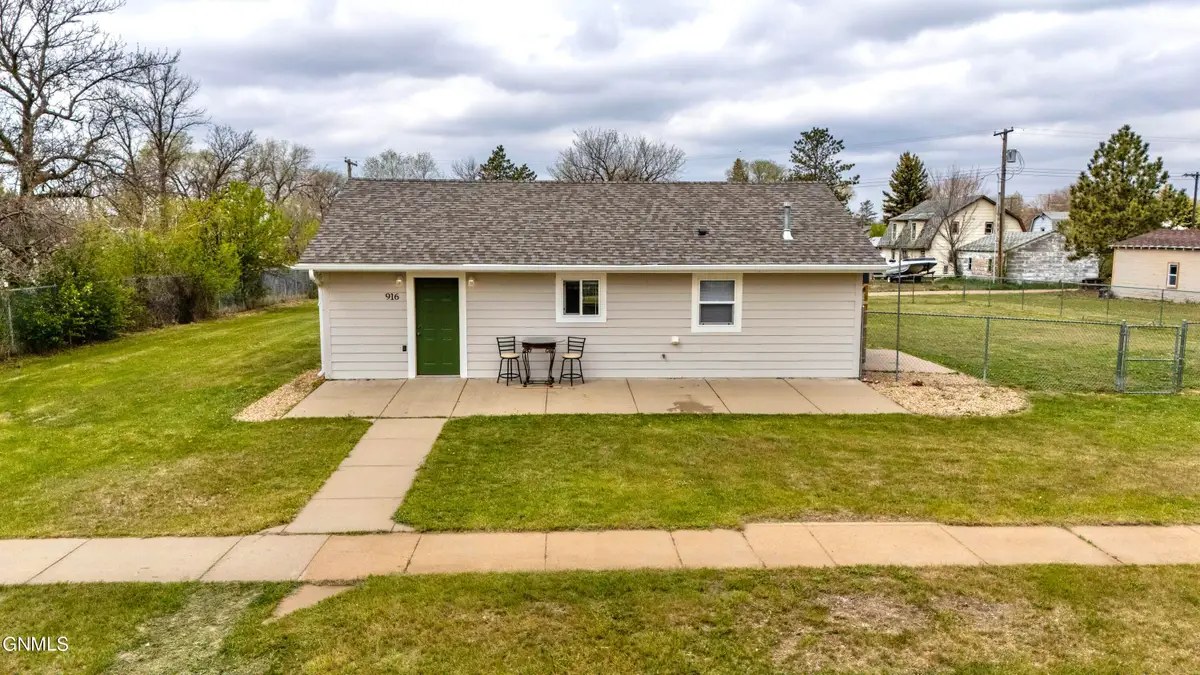 916 1st Avenue E, New England, ND 58647 - #1